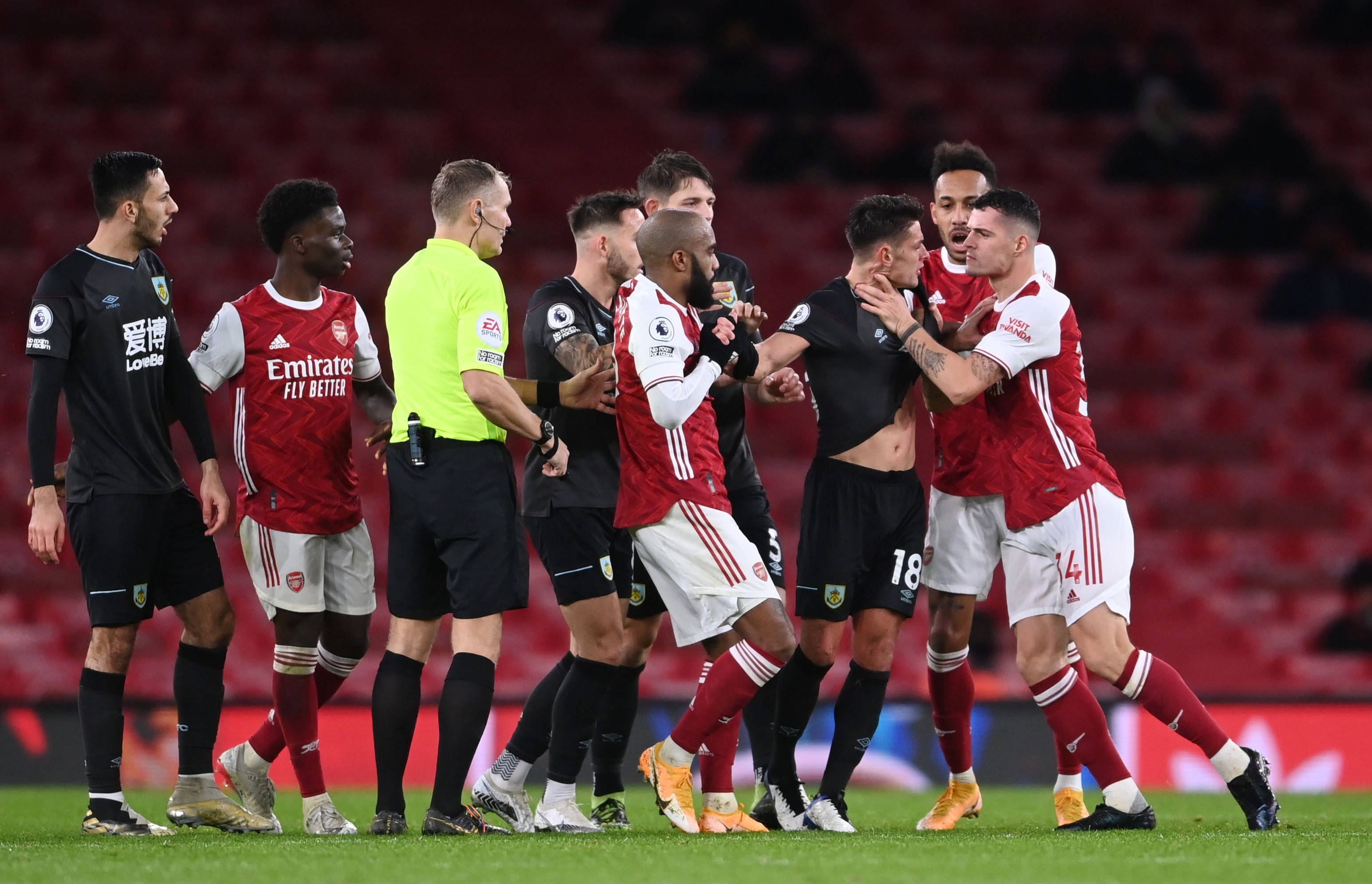 进攻显得流 进攻显得流